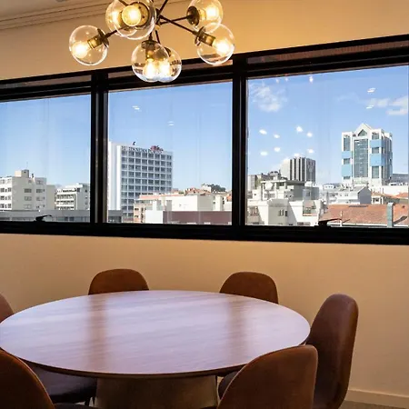 Appartamento Bright 2br Flat Near Praca Da Galiza By Lovelystay