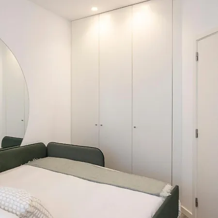Apartment Bright 2br Flat Near Praca Da Galiza By Lovelystay *