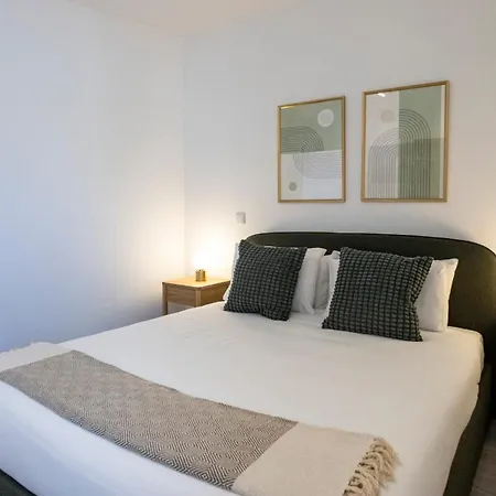 Bright 2br Flat Near Praca Da Galiza By Lovelystay Lejlighed Porto