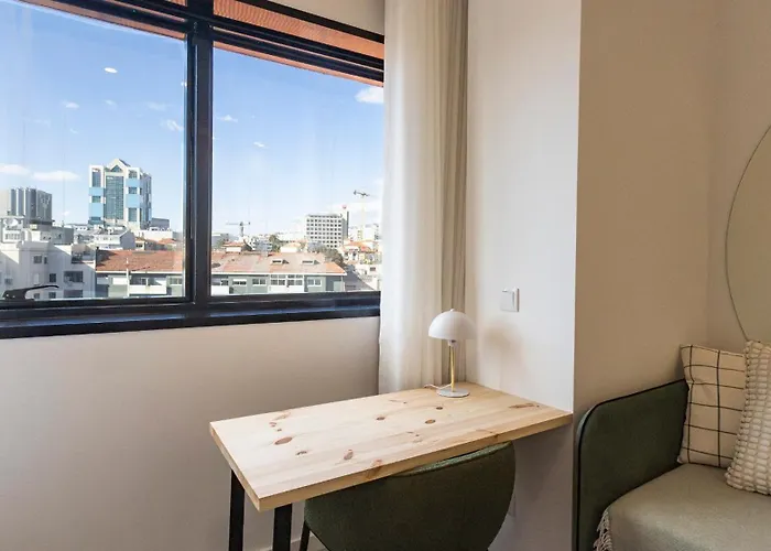 Bright 2br Flat Near Praca Da Galiza By Lovelystay شقة *